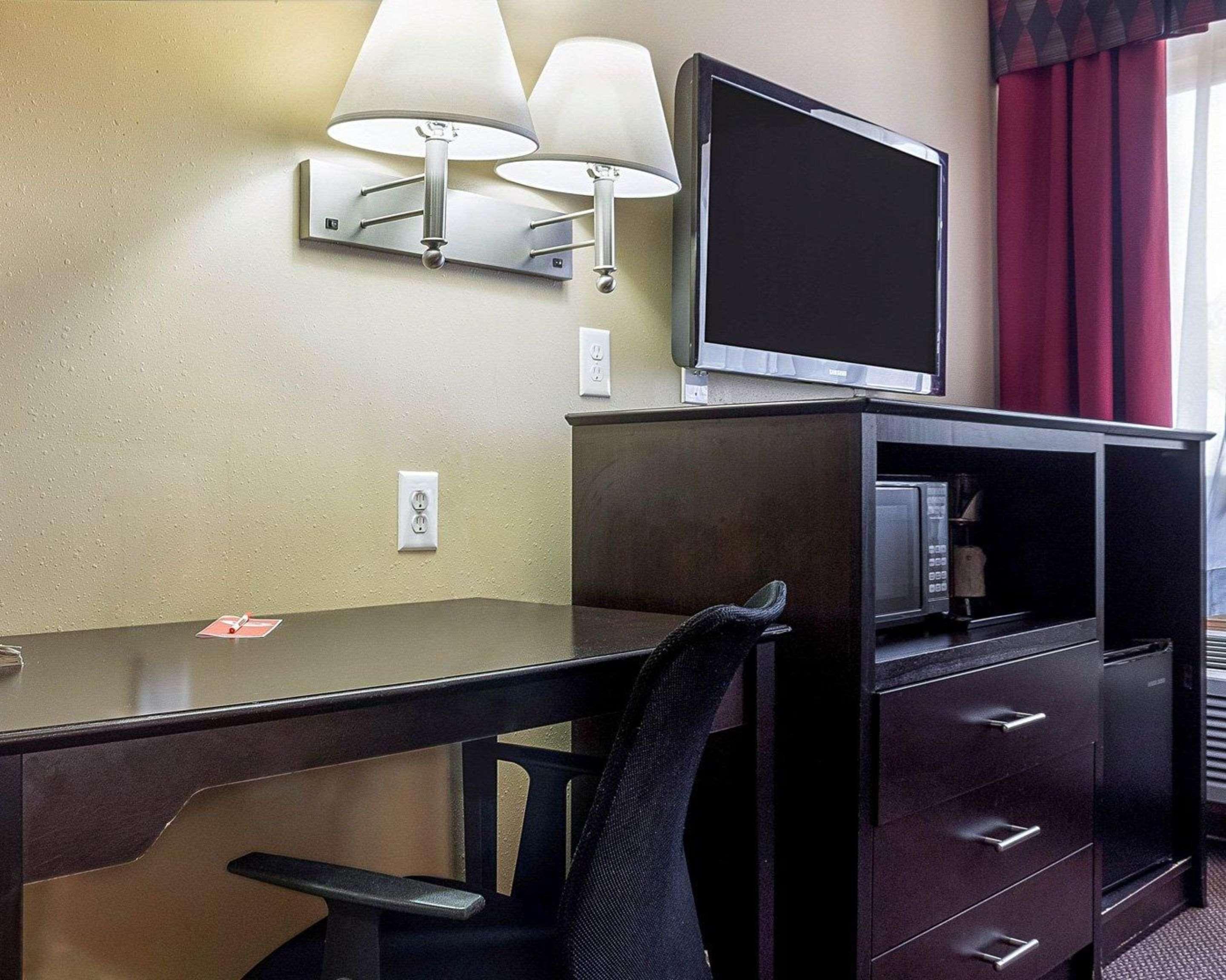 Econo Lodge Jamestown Εξωτερικό φωτογραφία