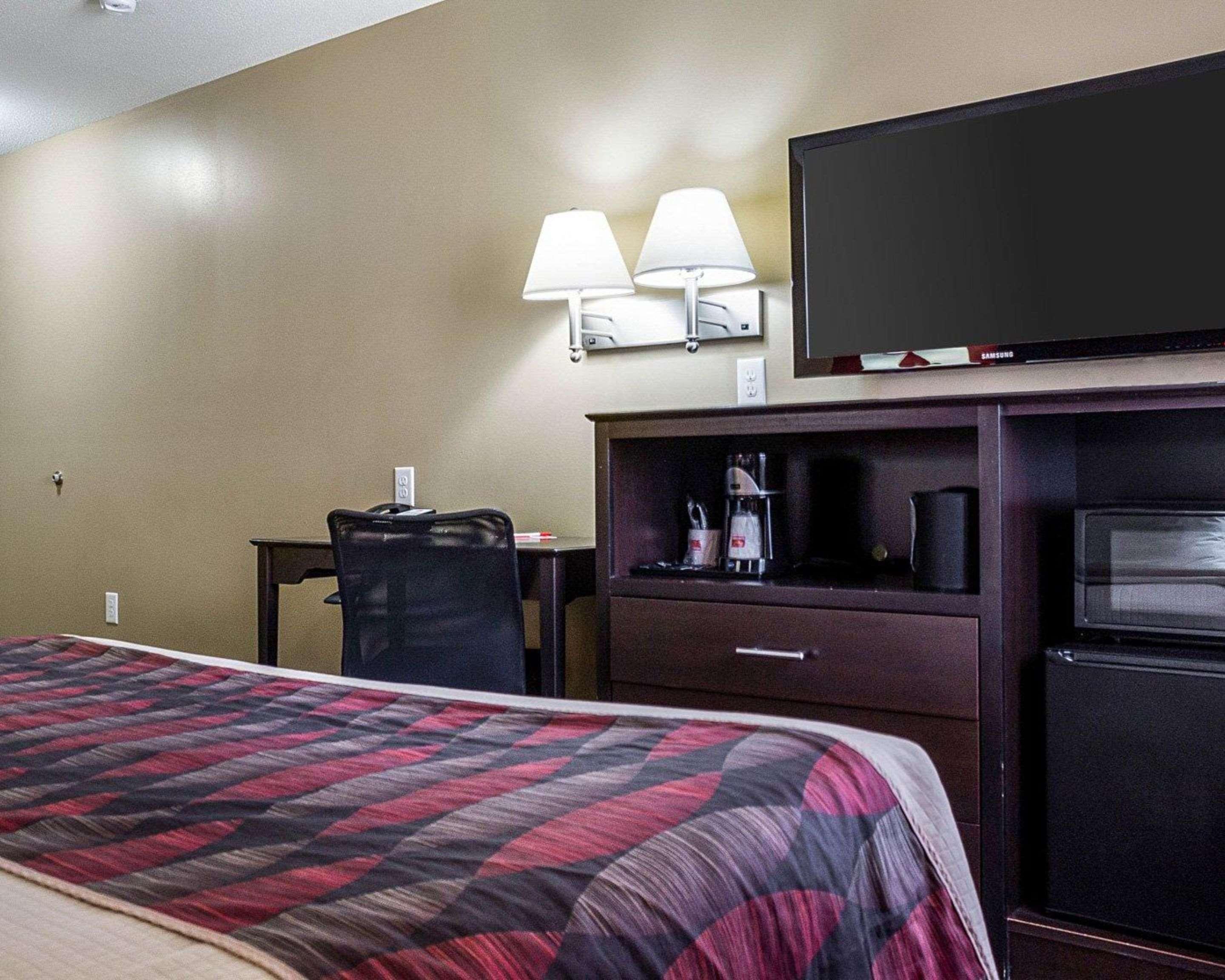 Econo Lodge Jamestown Εξωτερικό φωτογραφία