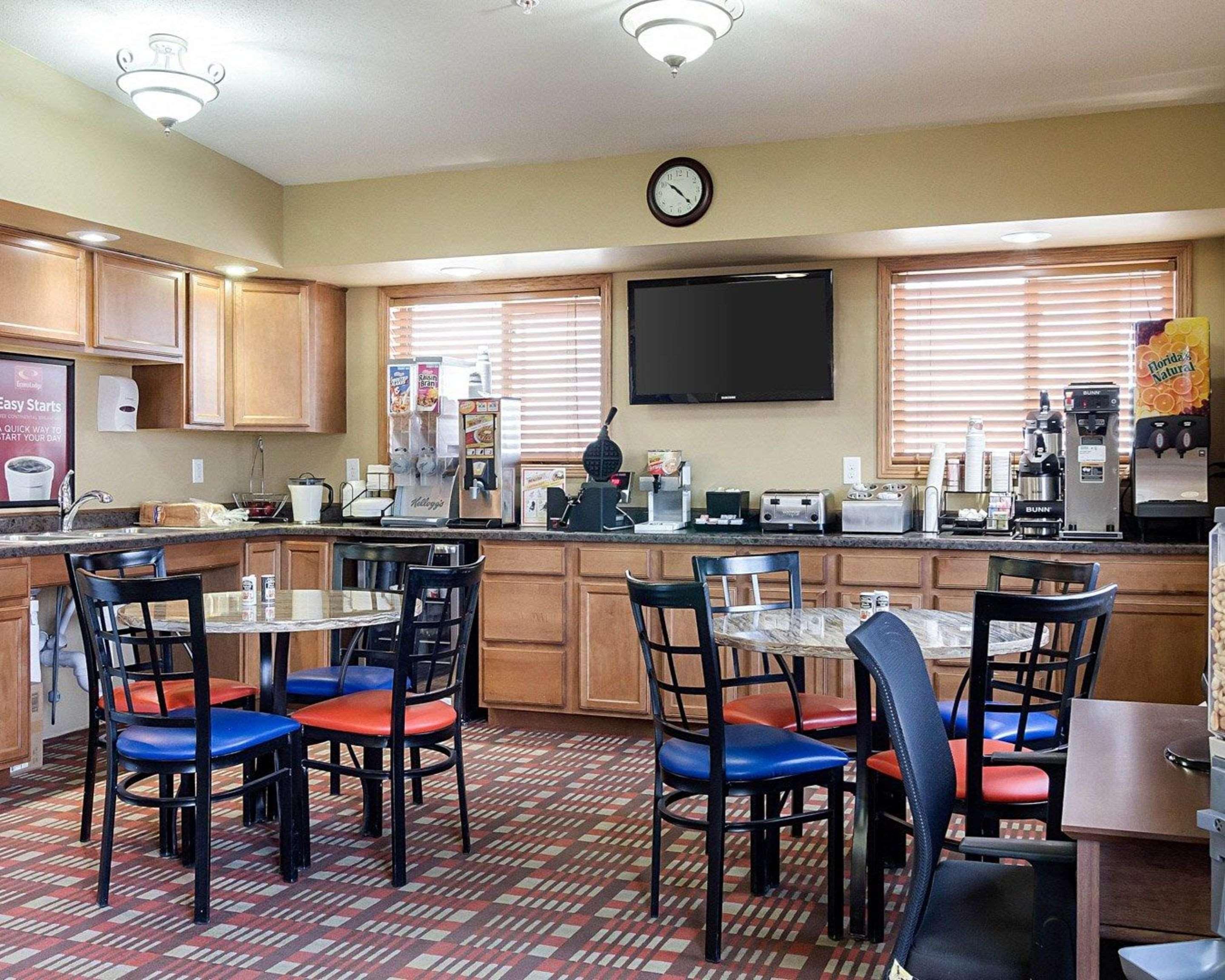 Econo Lodge Jamestown Εξωτερικό φωτογραφία
