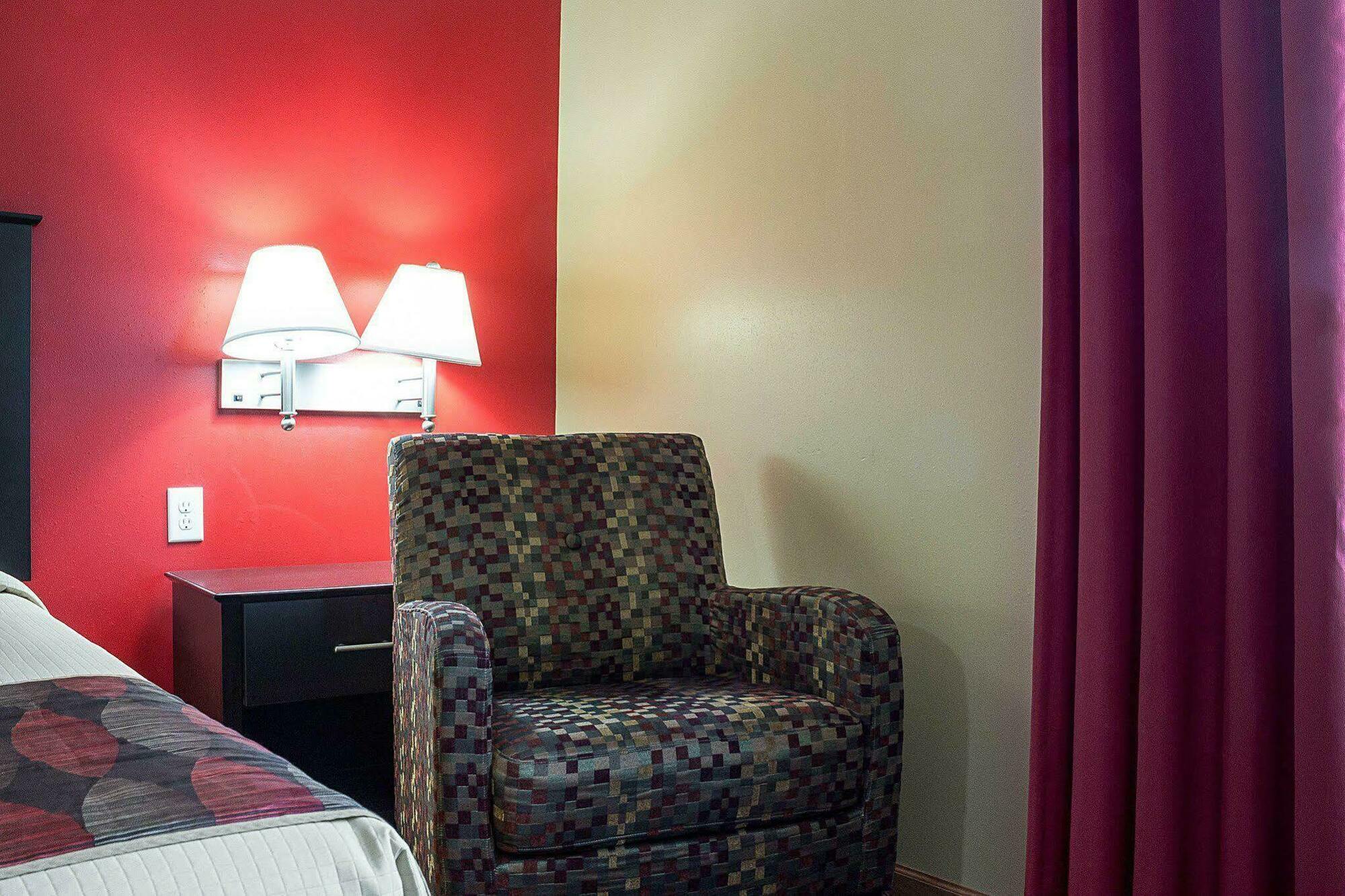 Econo Lodge Jamestown Εξωτερικό φωτογραφία
